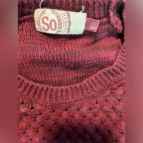 SO Heritage Knit Sweater Size XS - Picture 2 of 3